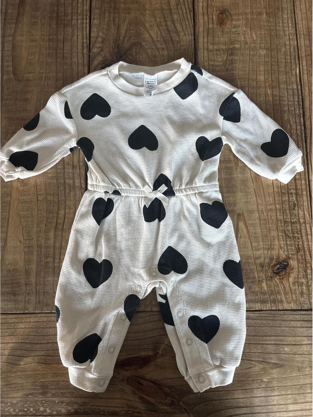 Carter's Baby Girl Heart Print Long Sleeve Romper 3-6 months Infant spring
